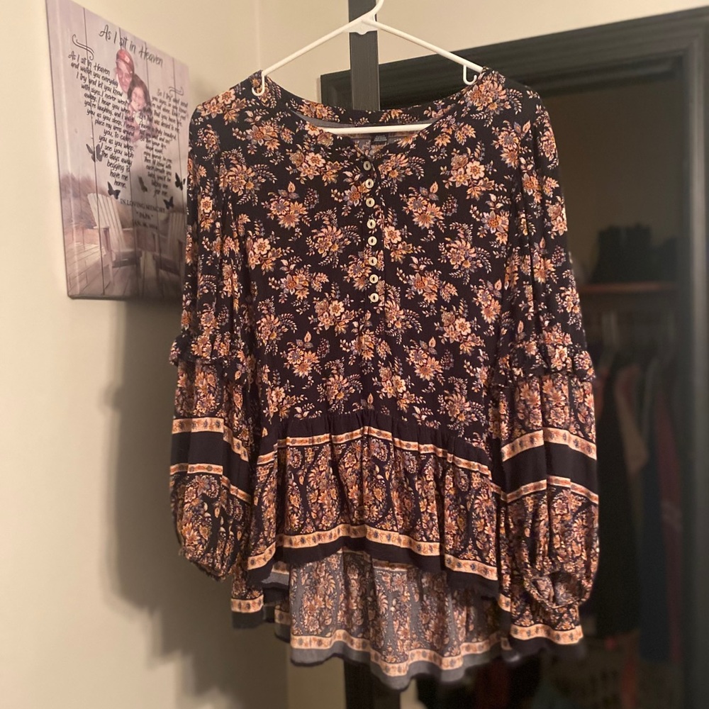 American Eagle Top